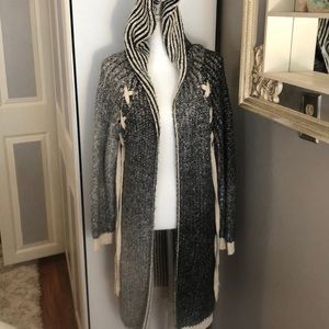 🖤Ombré Boutique Hooded Sweater🖤